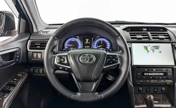 Toyota Camry, VII (XV50) — фото 13