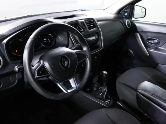 Renault Logan, II Рестайлинг — фото 15
