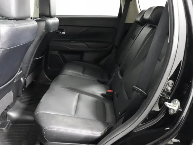 Mitsubishi Outlander, III — фото 10