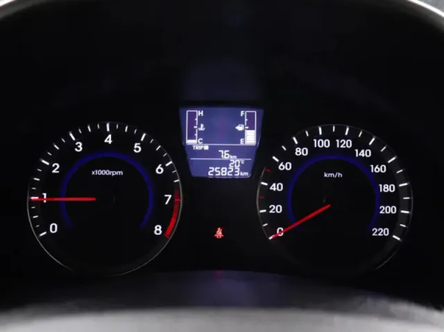 Hyundai Solaris, I Рестайлинг — фото 12
