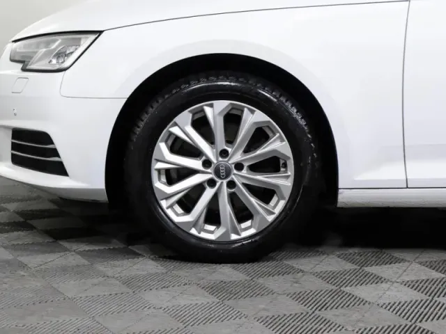 Audi A4, V (B9) — фото 10