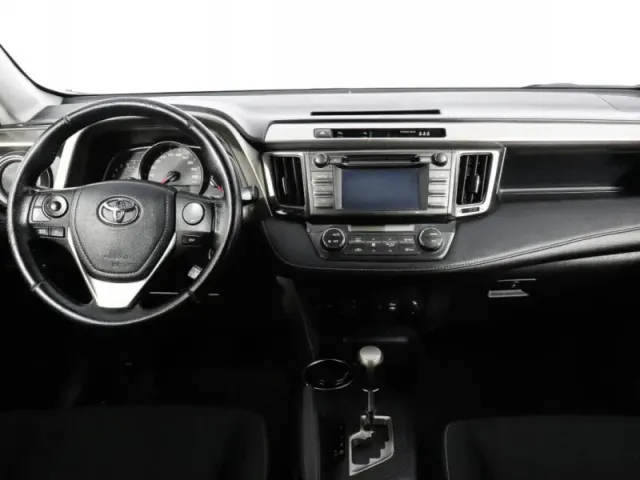 Toyota RAV4, IV (XA40) — фото 11
