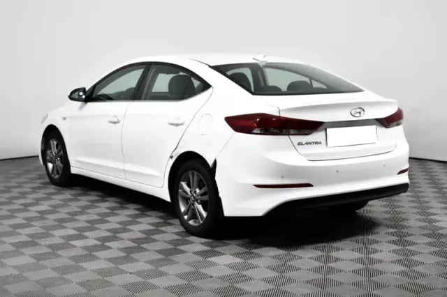 Hyundai Elantra, VI (AD) — фото 7