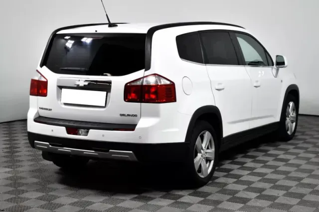 Chevrolet Orlando — фото 5