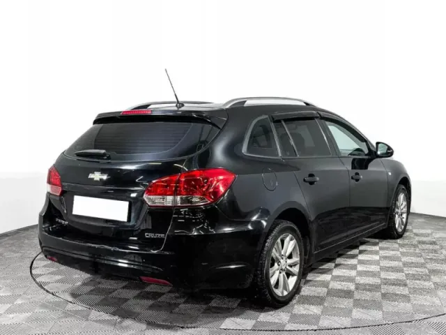 Chevrolet Cruze, I Рестайлинг — фото 5