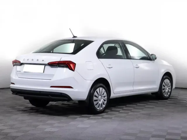 Skoda Rapid, II — фото 19