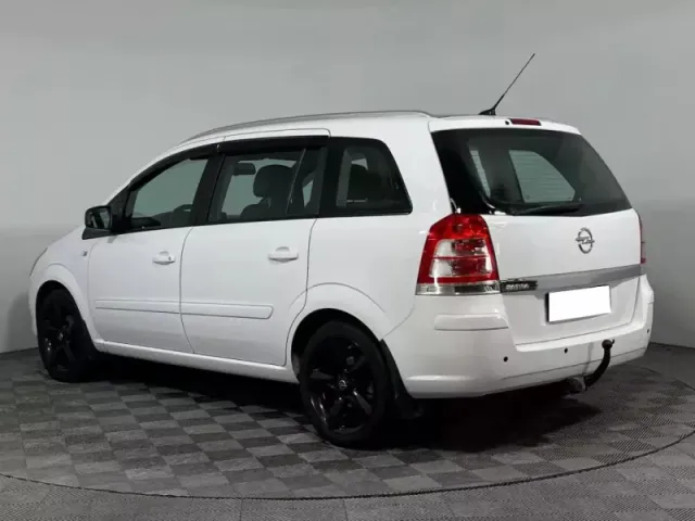 Opel Zafira, B Рестайлинг — фото 6