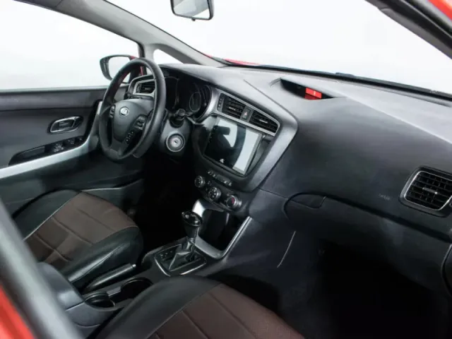 Kia Ceed, II Рестайлинг — фото 13