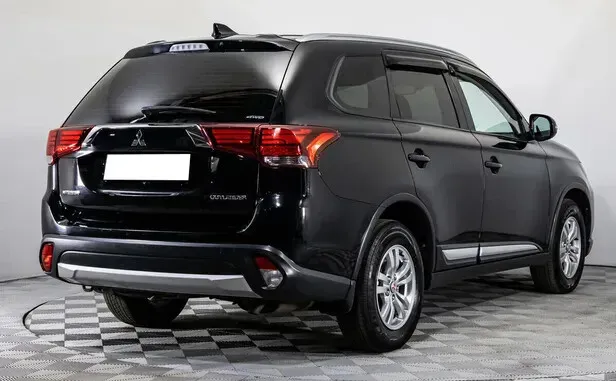 Mitsubishi Outlander, III Рестайлинг 2 — фото 2