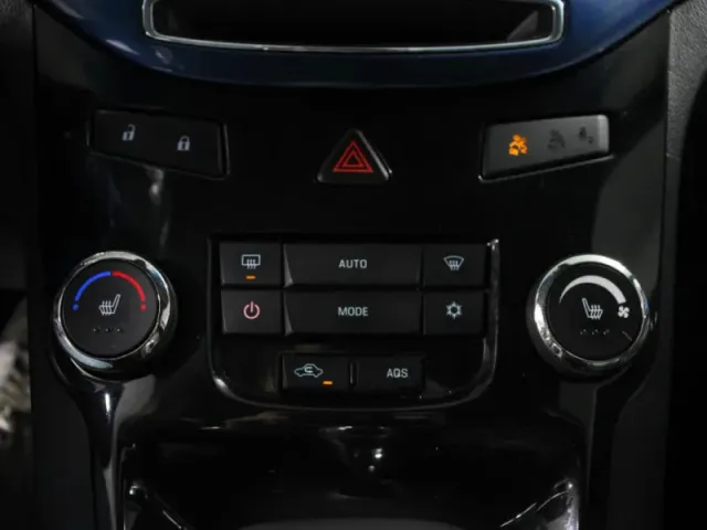 Chevrolet Orlando — фото 14
