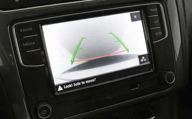 Volkswagen Polo, V Рестайлинг — фото 8
