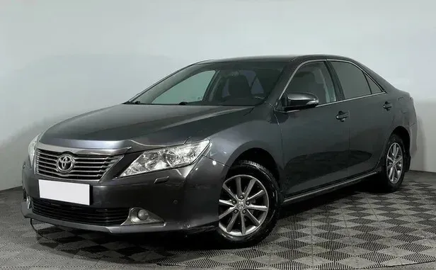 Toyota Camry, VII (XV50) — фото 1