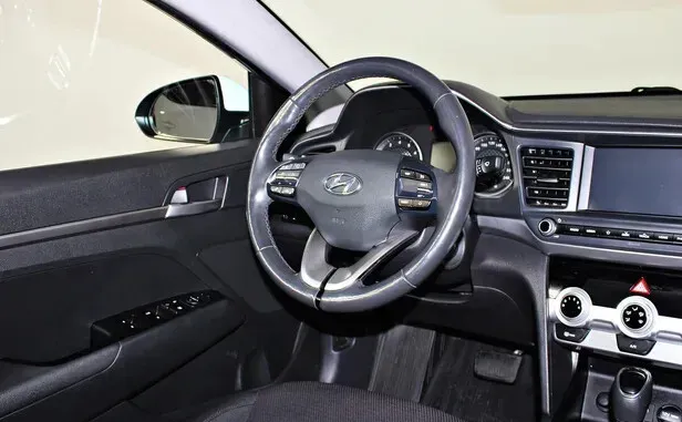 Hyundai Elantra, VI (AD) Рестайлинг — фото 8