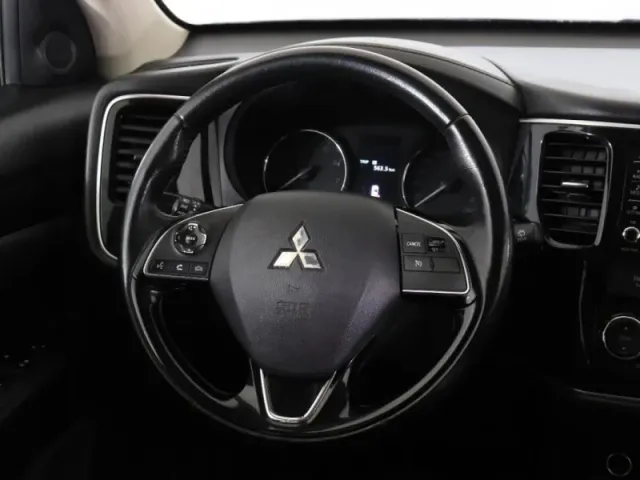 Mitsubishi Outlander, III Рестайлинг 2 — фото 17
