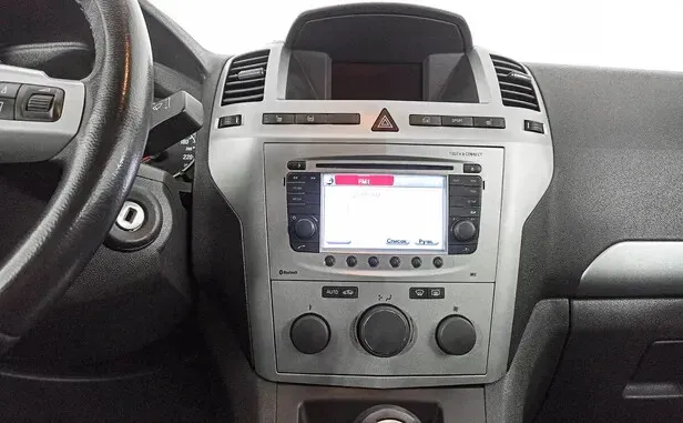 Opel Zafira, B Рестайлинг — фото 9