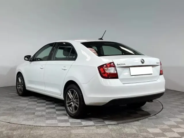 Skoda Rapid, I Рестайлинг — фото 7