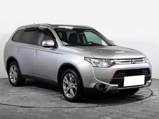 Mitsubishi Outlander, III Рестайлинг — фото 3