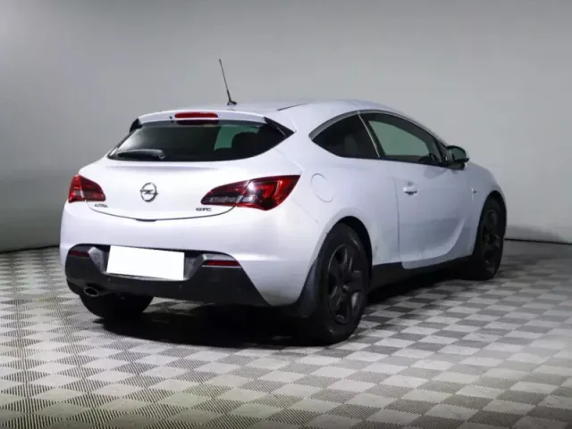 Opel Astra, J Рестайлинг — фото 4