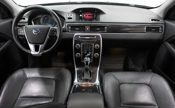 Volvo XC70, II Рестайлинг — фото 5