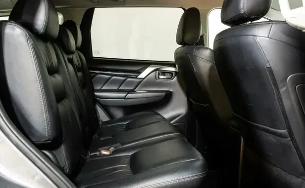 Mitsubishi Pajero Sport, III — фото 9