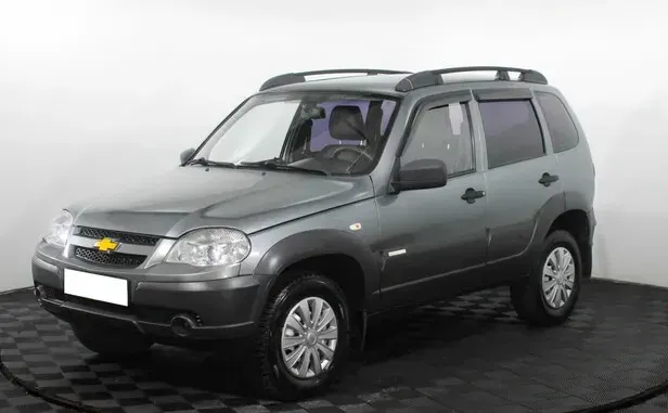 Chevrolet Niva, I Рестайлинг — фото 1