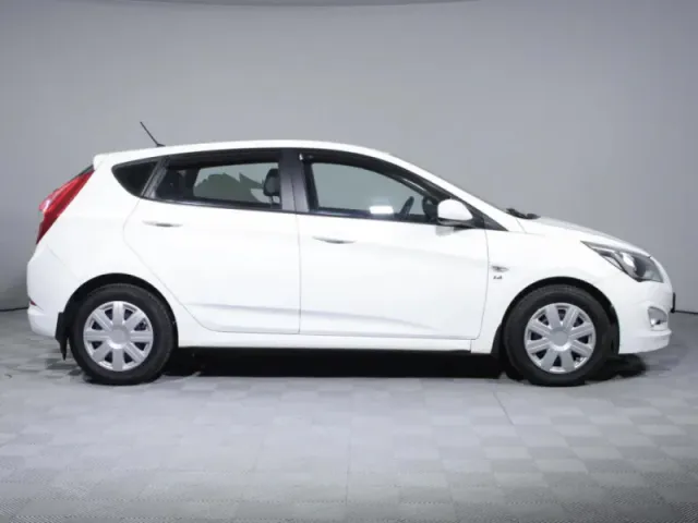 Hyundai Solaris, I Рестайлинг — фото 4