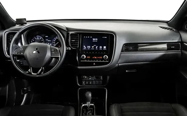 Mitsubishi Outlander, III Рестайлинг 3 — фото 6
