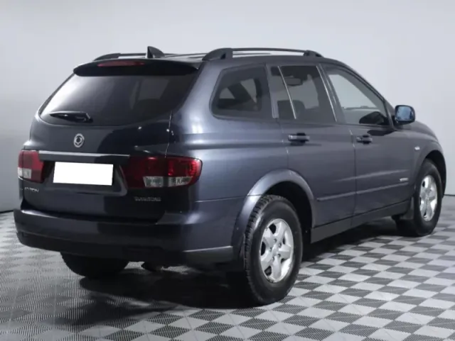 SsangYong Kyron, I Рестайлинг — фото 5