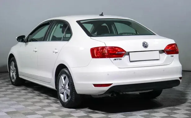 Volkswagen Jetta, VI — фото 4