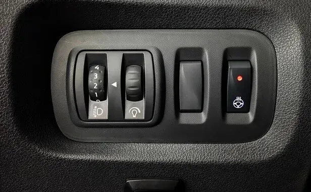 Renault Kaptur, I Рестайлинг — фото 16
