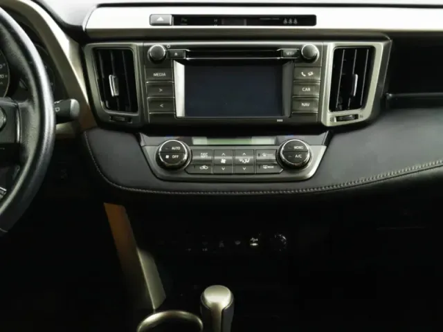 Toyota RAV4, IV (XA40) — фото 14