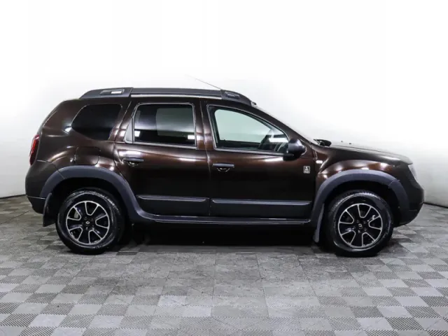 Renault Duster, I Рестайлинг — фото 4