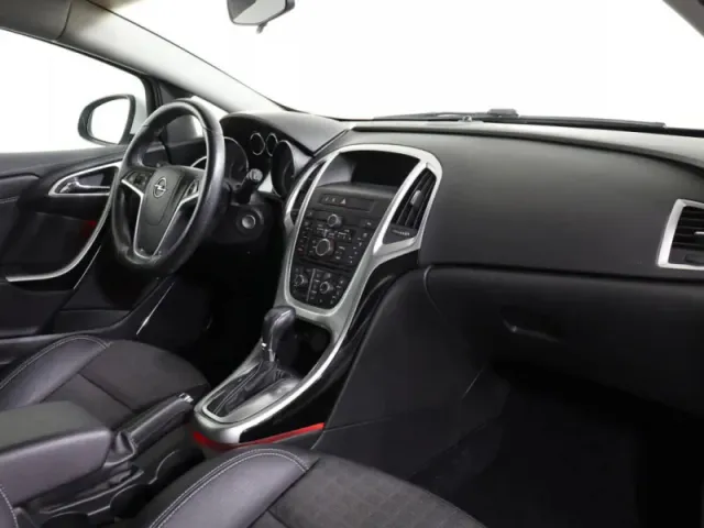 Opel Astra, J Рестайлинг — фото 13
