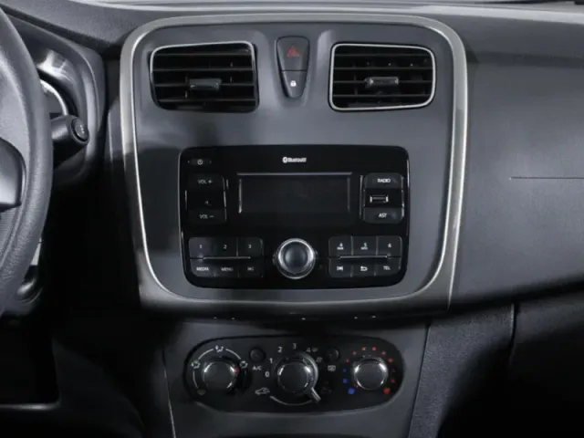 Renault Sandero, II — фото 14