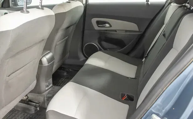 Chevrolet Cruze, I Рестайлинг — фото 10