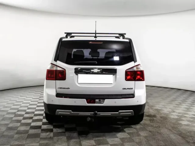 Chevrolet Orlando — фото 6