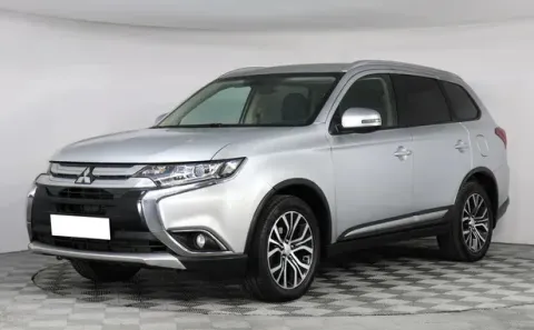 Mitsubishi Outlander, III Рестайлинг 2 — фото 1