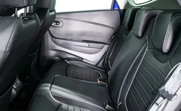 Renault Kaptur, I Рестайлинг — фото 5