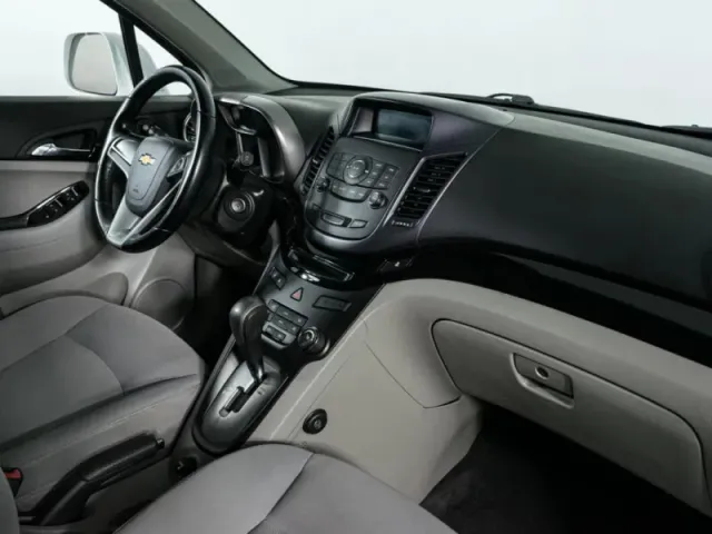 Chevrolet Orlando — фото 7