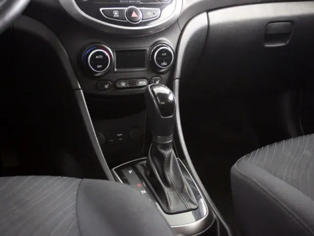 Hyundai Solaris, I Рестайлинг — фото 28