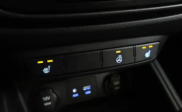 Hyundai Solaris, II — фото 11