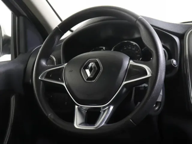 Renault Logan, II Рестайлинг — фото 17