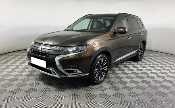 Mitsubishi Outlander, III Рестайлинг 3 — фото 1