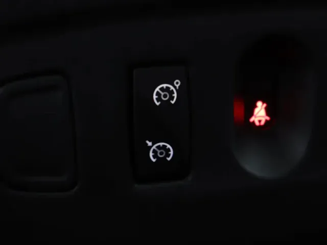 Renault Sandero, II Рестайлинг — фото 21