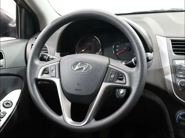 Hyundai Solaris, I Рестайлинг — фото 12