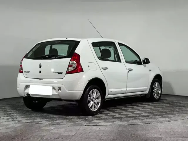 Renault Sandero, I — фото 3