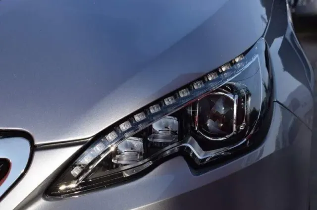 Peugeot 308, II Рестайлинг — фото 7