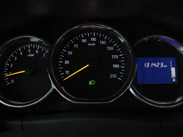 Renault Duster, I Рестайлинг — фото 12