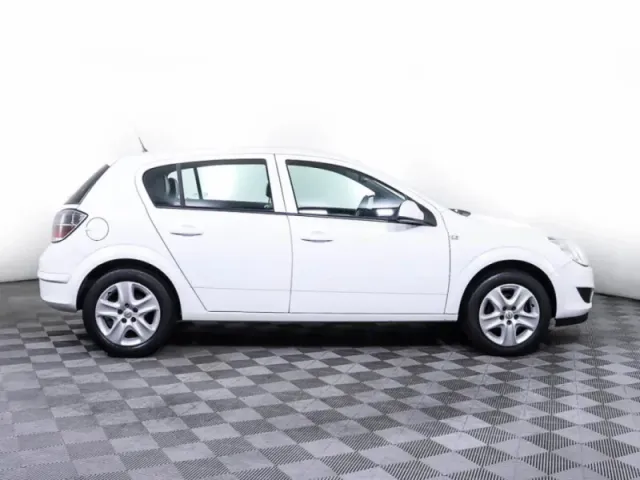 Opel Astra, H Рестайлинг — фото 4