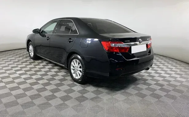 Toyota Camry, VII (XV50) — фото 4